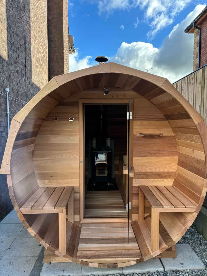 Canadian Cedar Wood-Fired Sauna 4-6 People With Porch RESTOCK FOR LATE SEP EARLY OCTOBER, CONTACT TO PREORDER