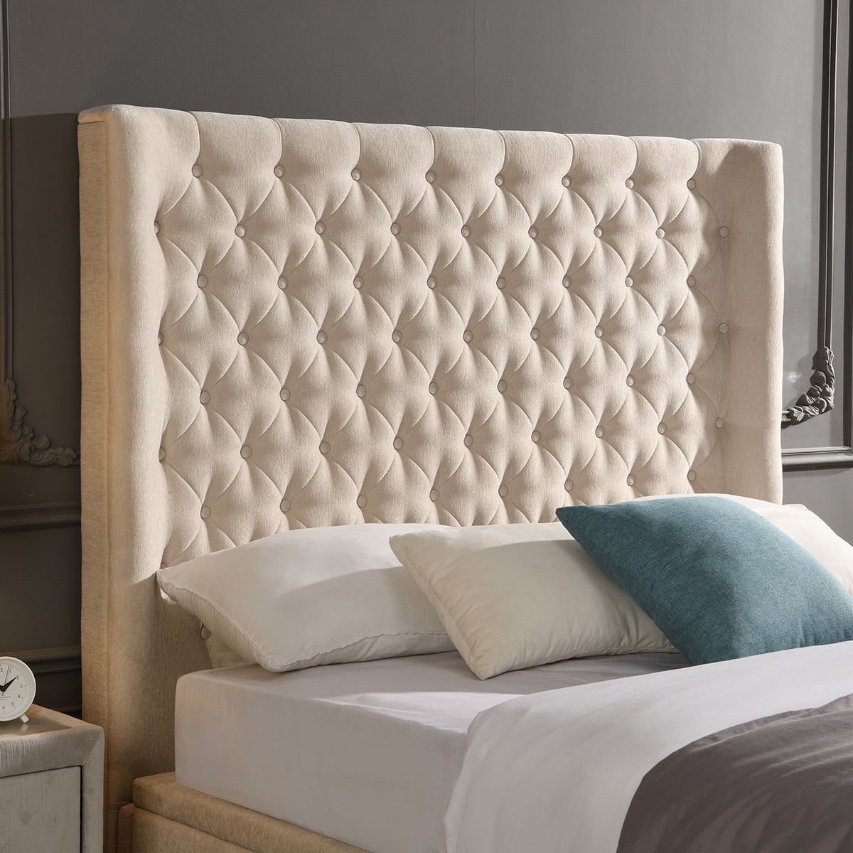 Emma Gas-Lift Bed