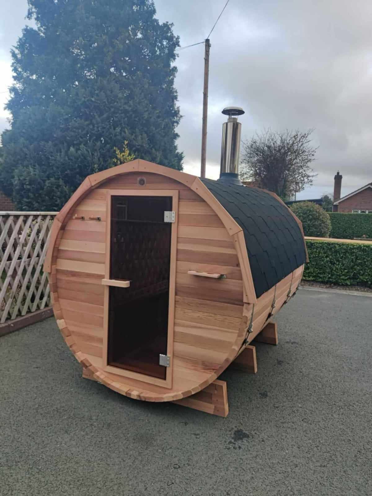 Canadian Cedar Wood-Fired Sauna 4-6 People
