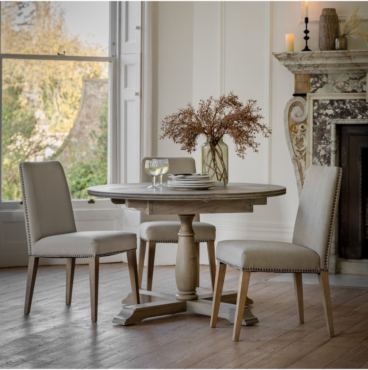 Mustique Round Extending Dining Table