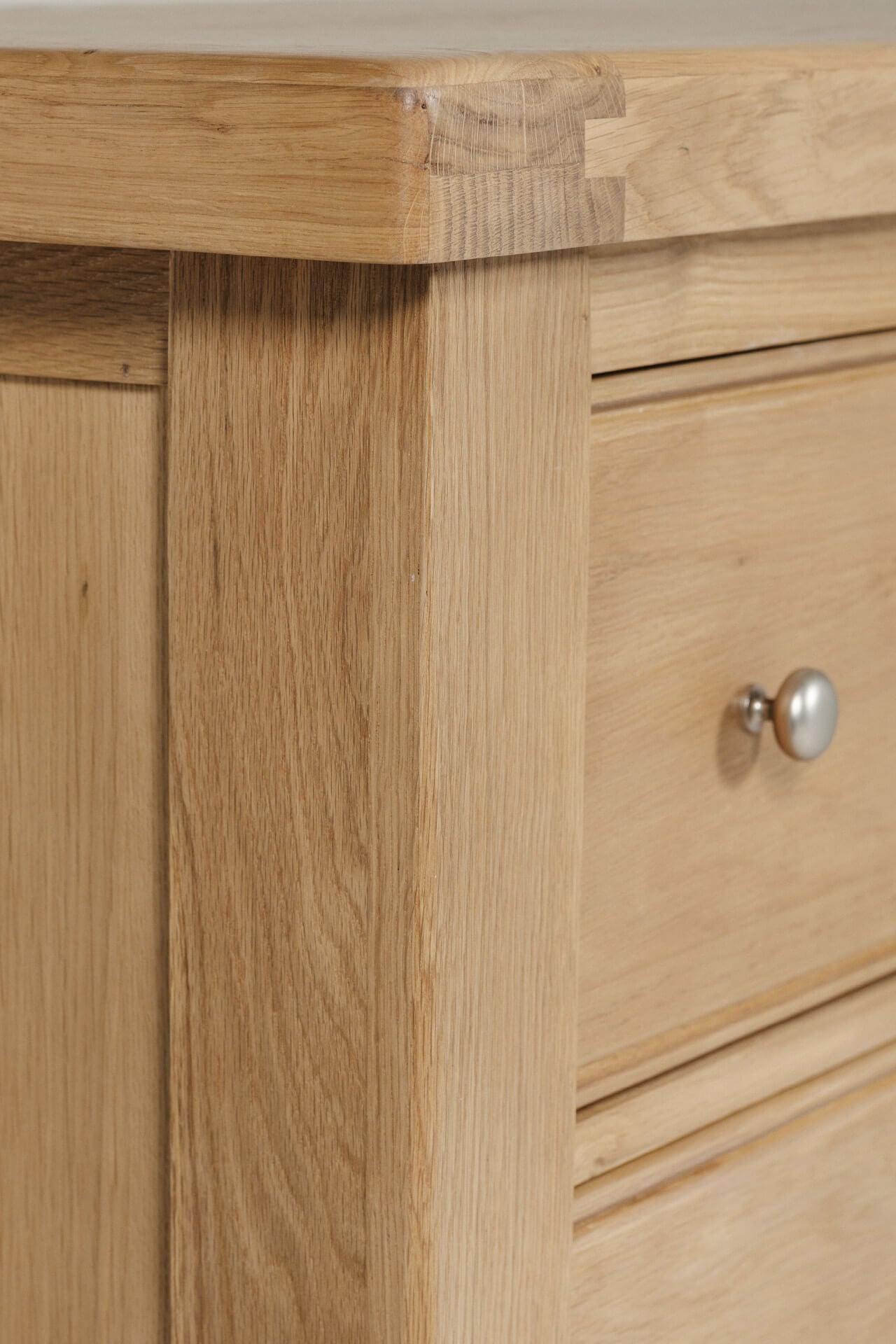 Delaney 6 DRWR Dressing Chest