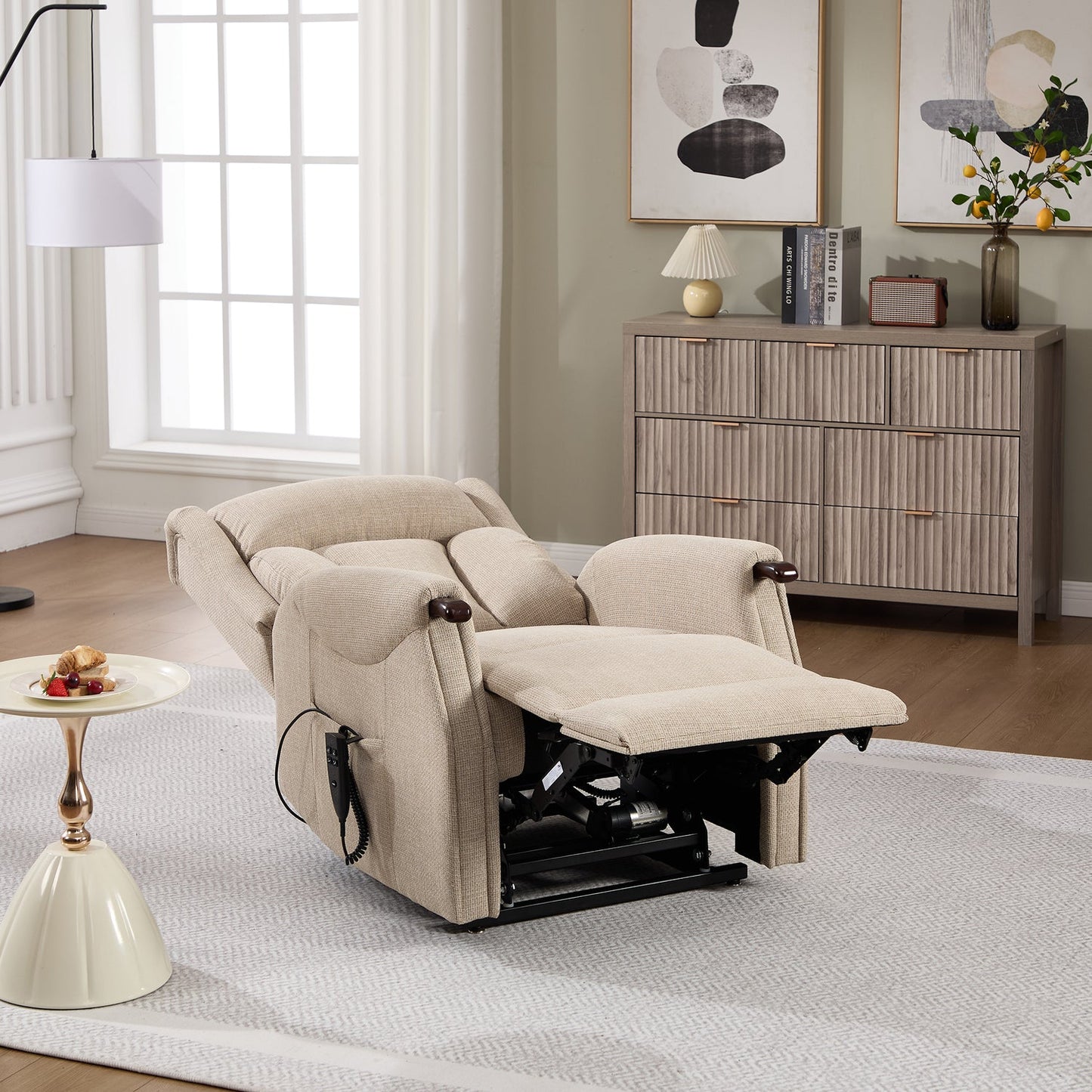 Hartfield Tilt and Lift Chair