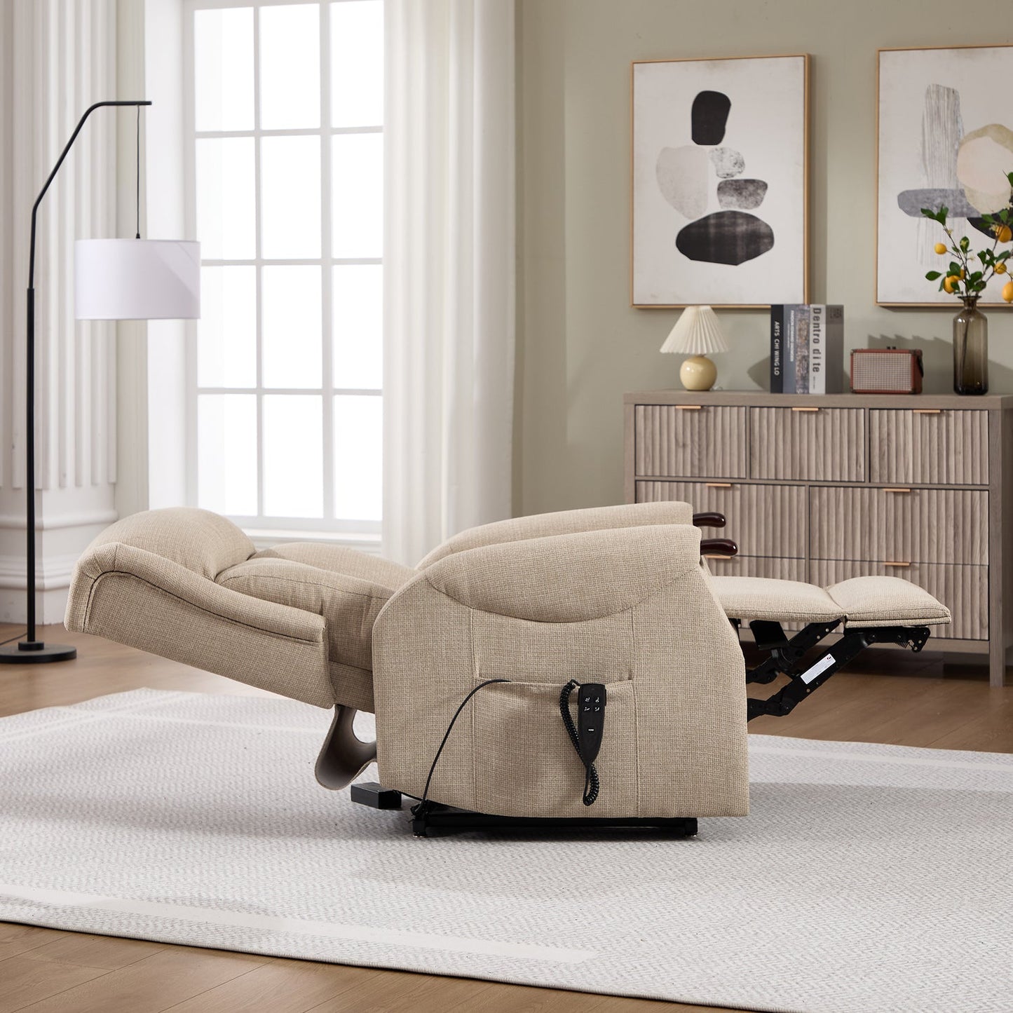 Hartfield Tilt and Lift Chair